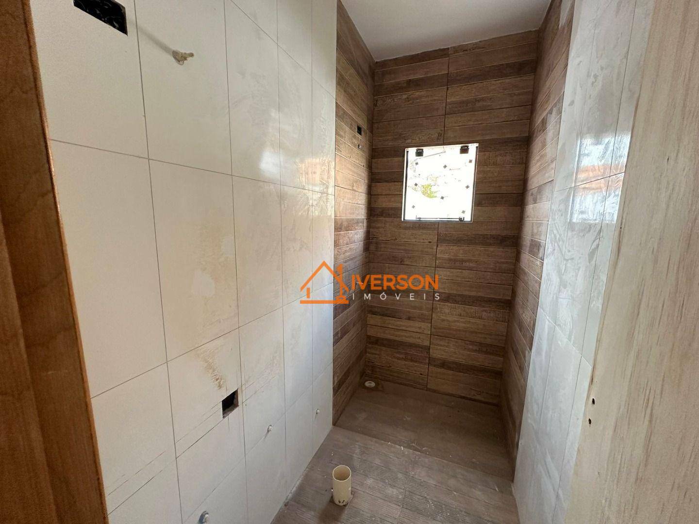 Casa à venda com 2 quartos, 69m² - Foto 8