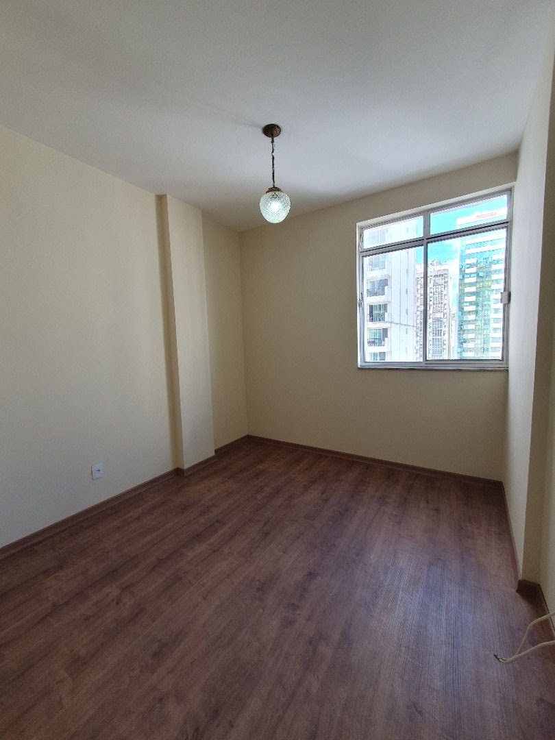 Apartamento à venda com 3 quartos, 122m² - Foto 12