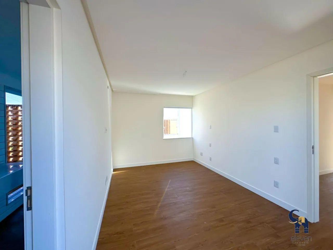 Casa à venda com 4 quartos, 190m² - Foto 12