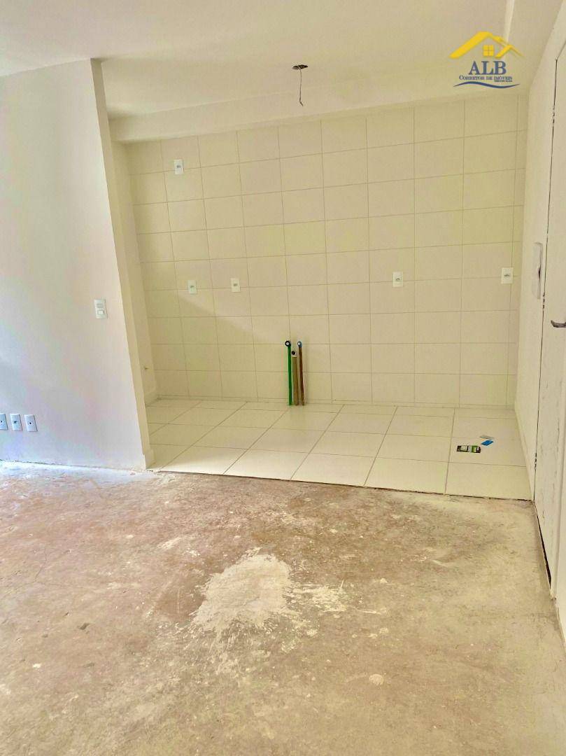 Apartamento à venda com 2 quartos, 50m² - Foto 10