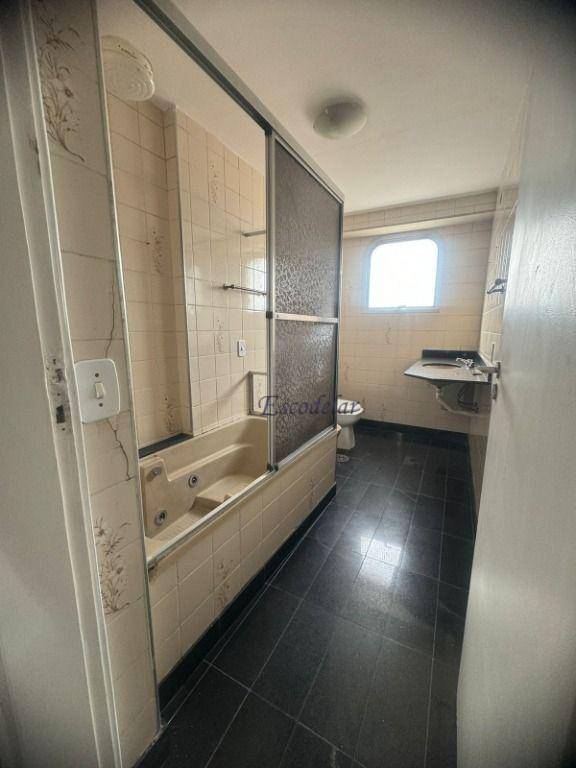 Apartamento à venda com 3 quartos, 135m² - Foto 15