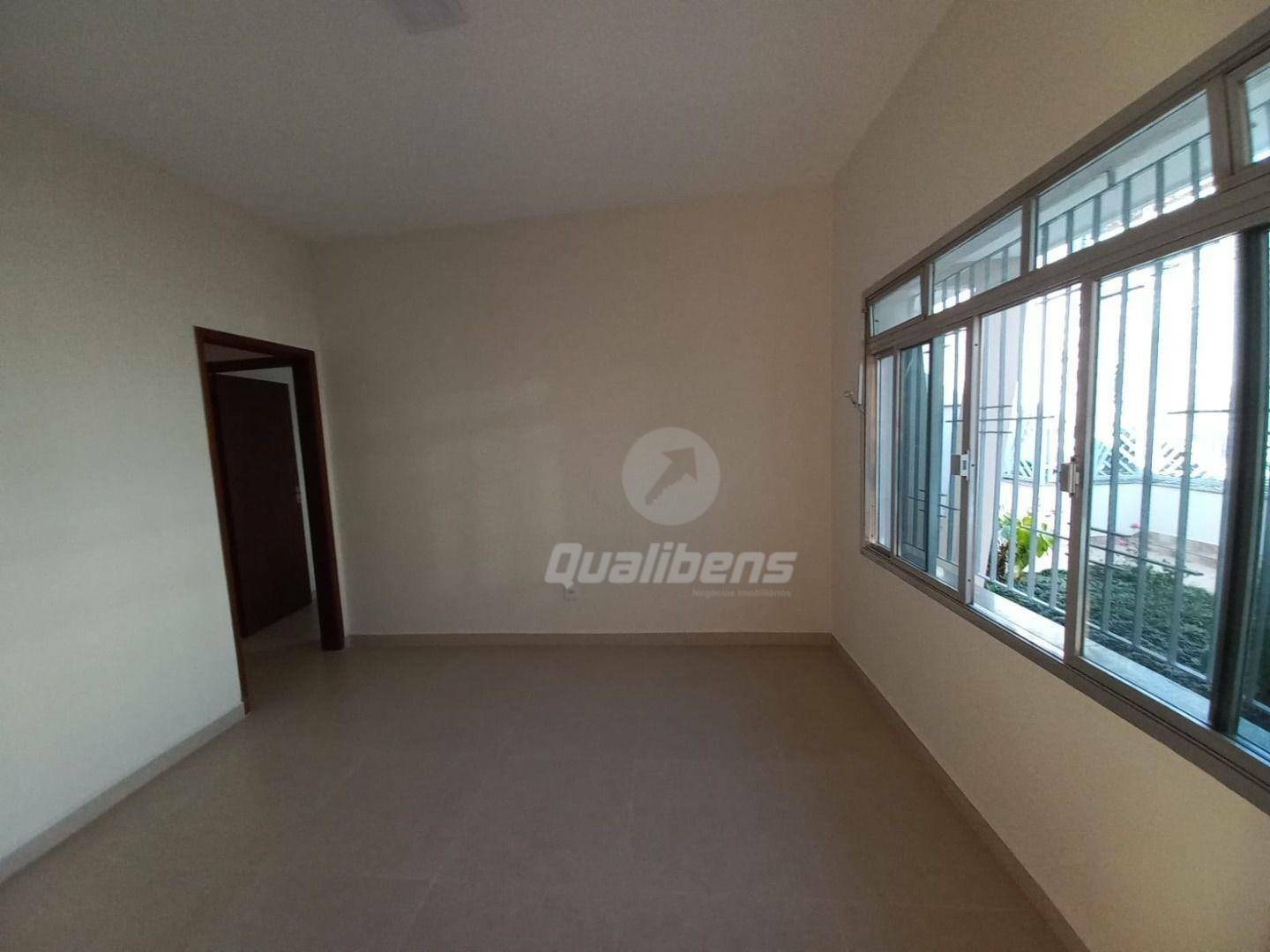 Casa à venda com 3 quartos, 172m² - Foto 2