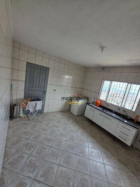 Casa para alugar com 2 quartos, 70m² - Foto 6