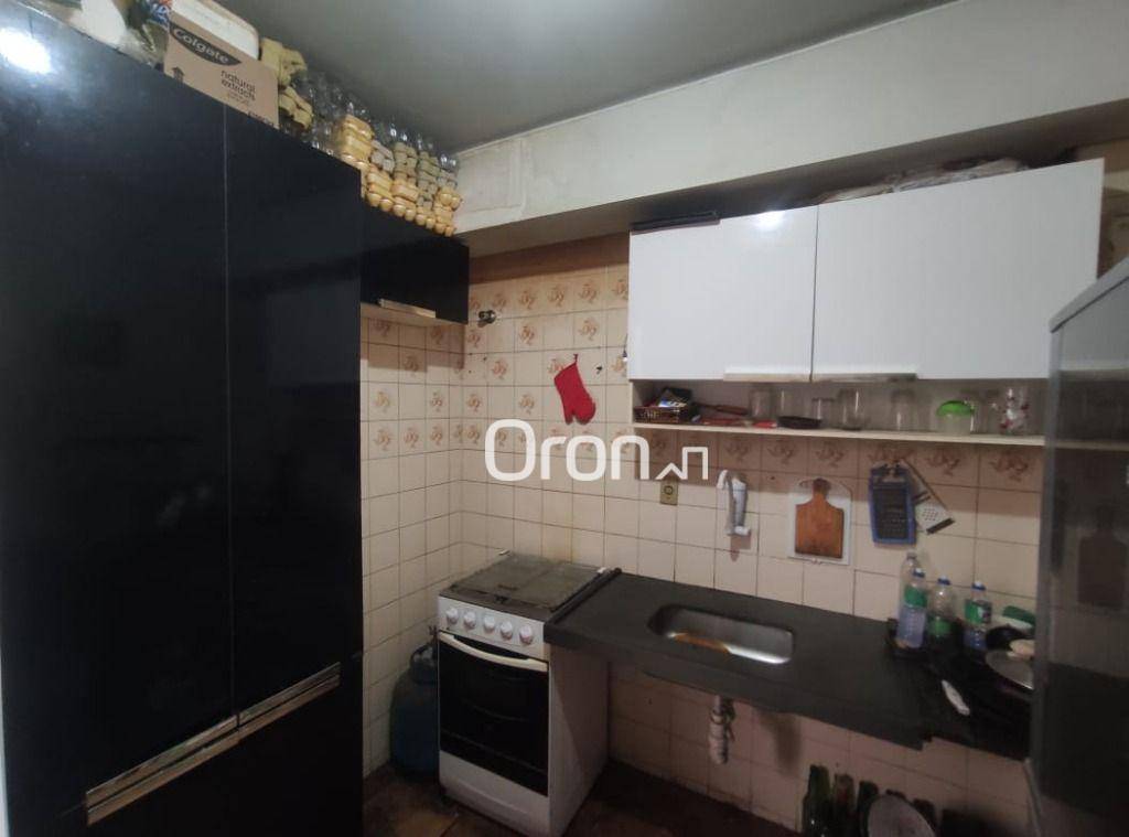 Apartamento à venda com 2 quartos, 69m² - Foto 4