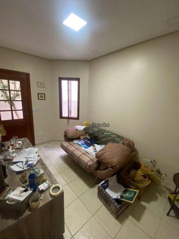 Casa de Condomínio à venda com 4 quartos, 410m² - Foto 15