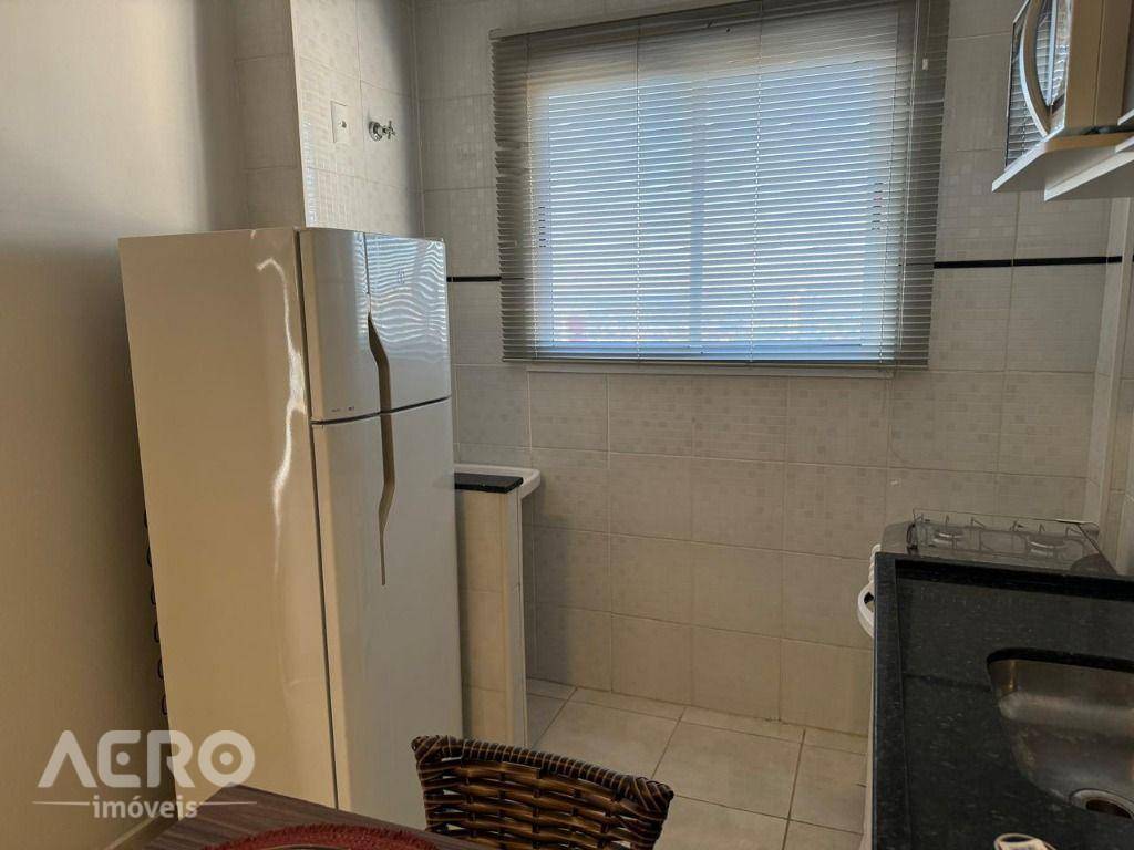 Apartamento para alugar com 1 quarto, 40m² - Foto 7