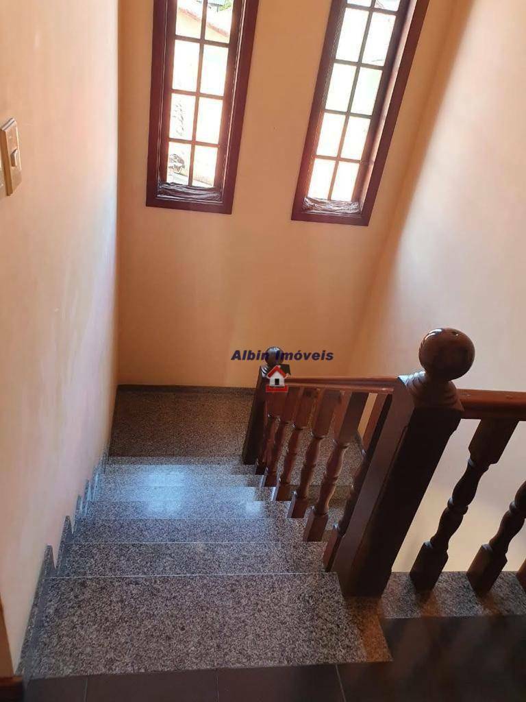 Casa à venda com 5 quartos, 439m² - Foto 5