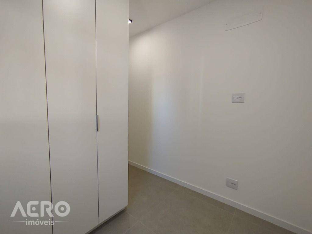 Apartamento para alugar com 3 quartos, 78m² - Foto 6