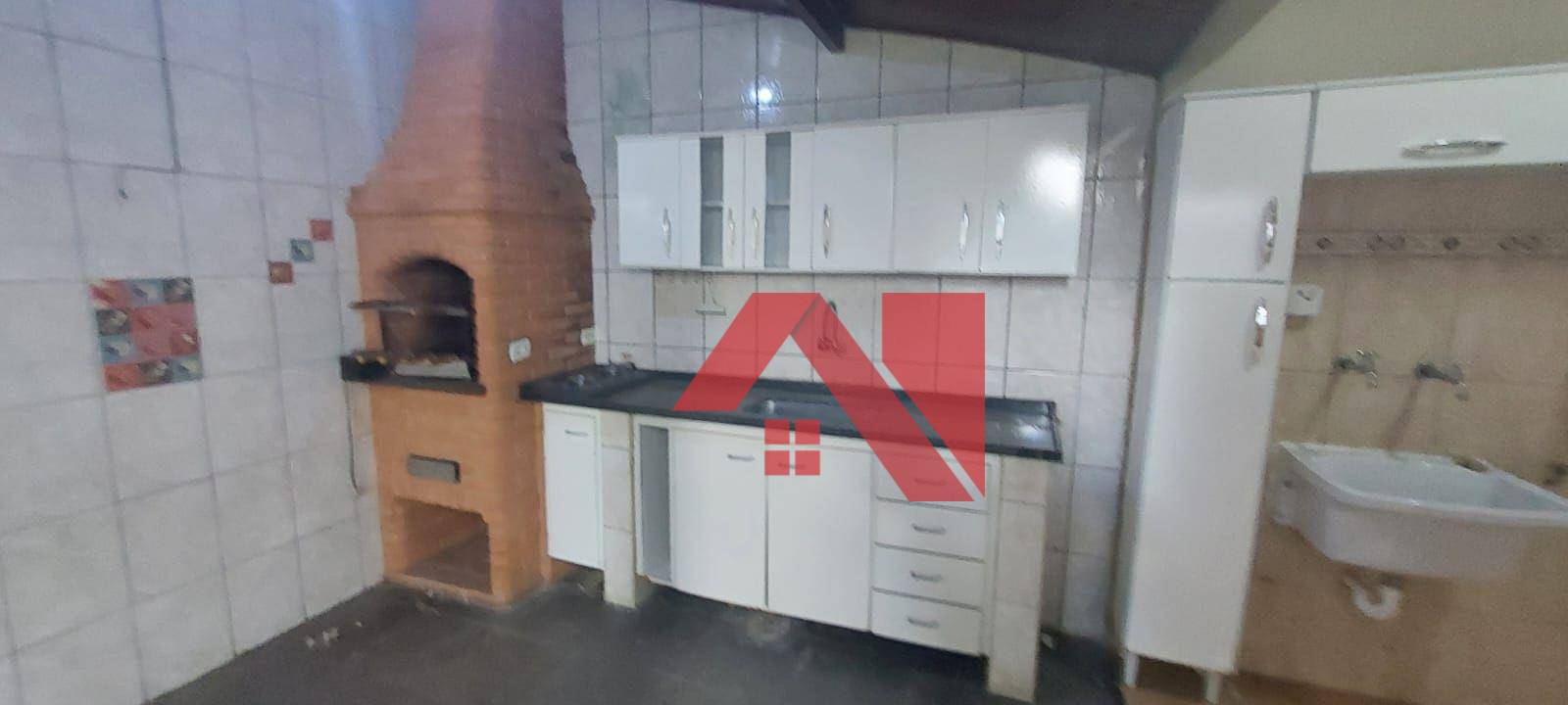 Casa à venda com 2 quartos, 140m² - Foto 12