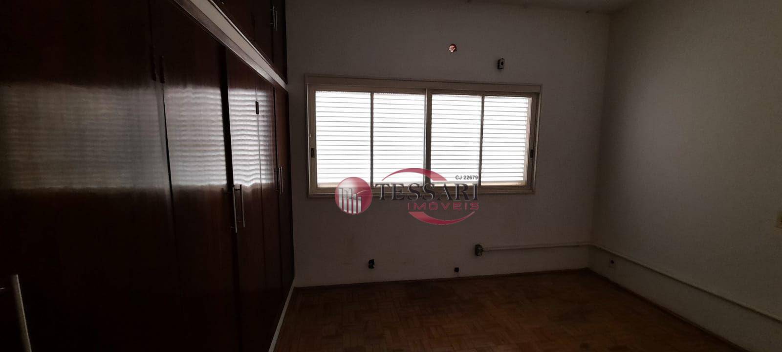 Casa à venda e aluguel com 4 quartos, 350m² - Foto 18