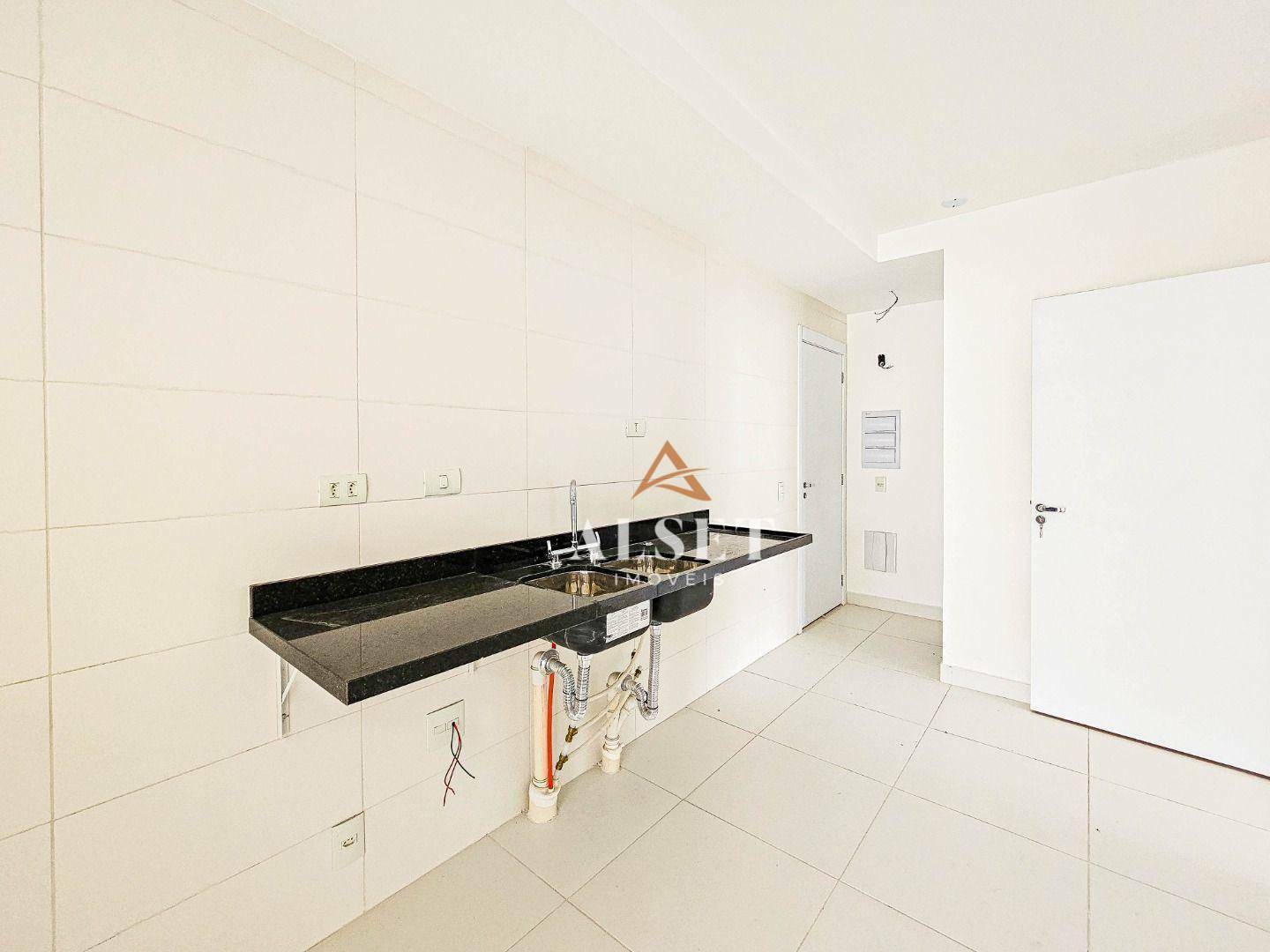 Apartamento à venda com 3 quartos, 159m² - Foto 27