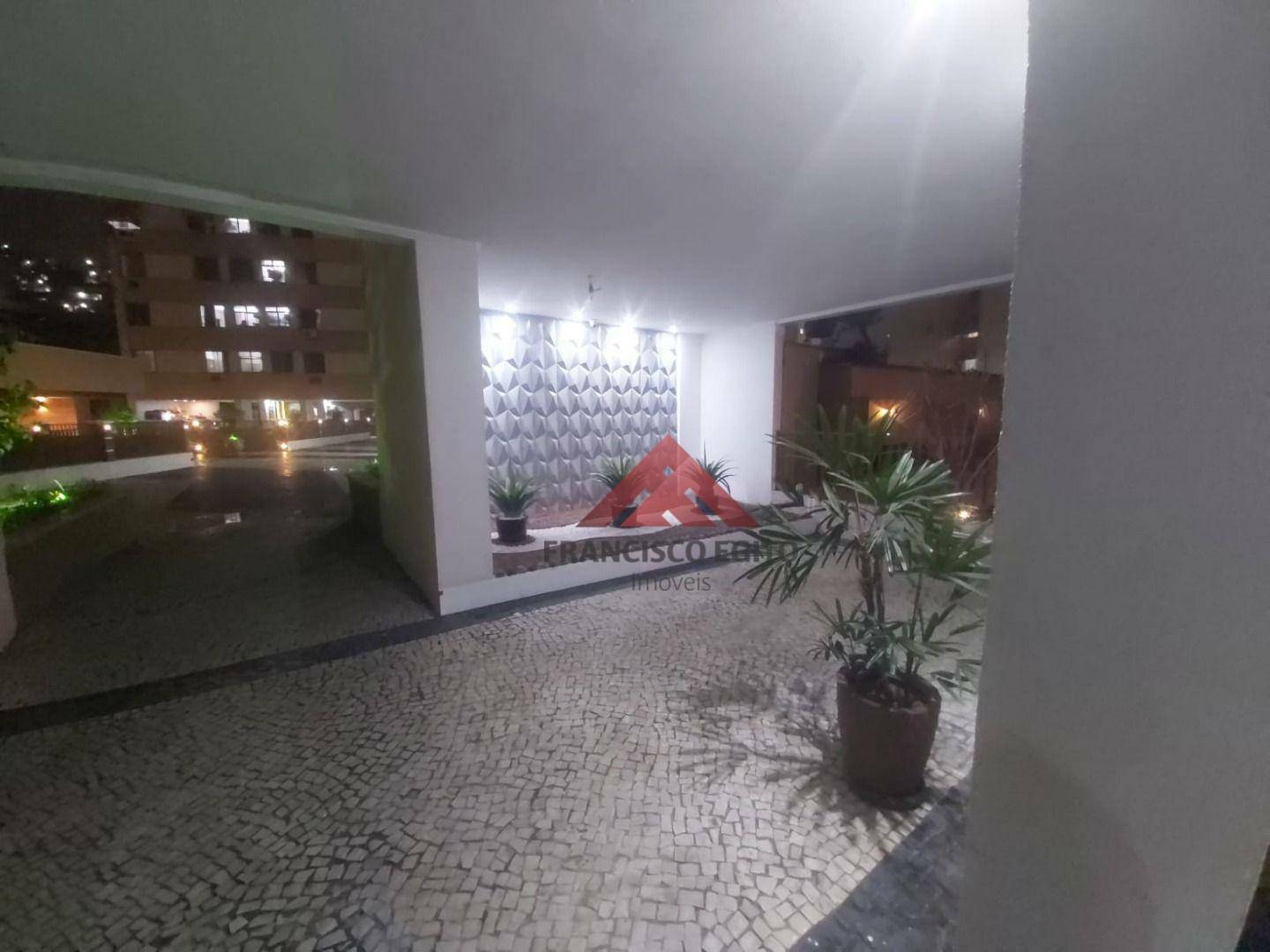 Apartamento à venda com 2 quartos, 80m² - Foto 5