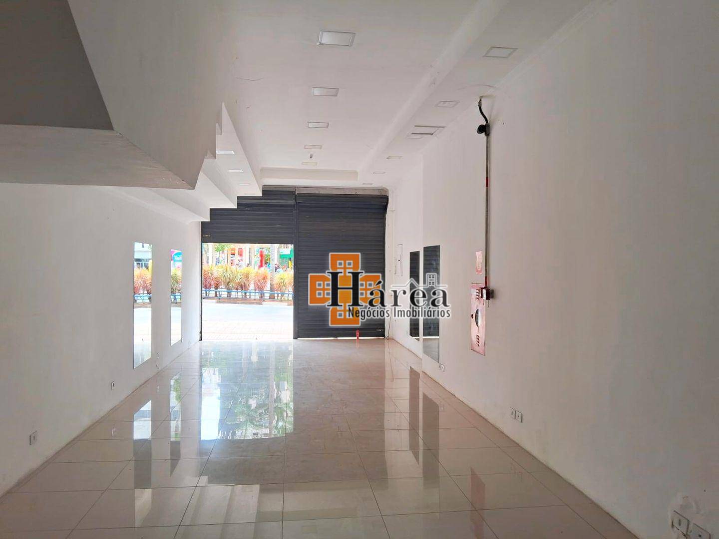 Loja-Salão para alugar, 201m² - Foto 2