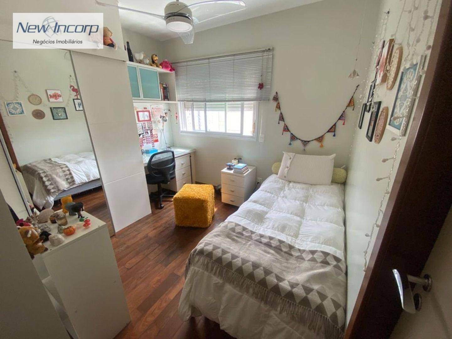 Apartamento à venda com 4 quartos, 202m² - Foto 21