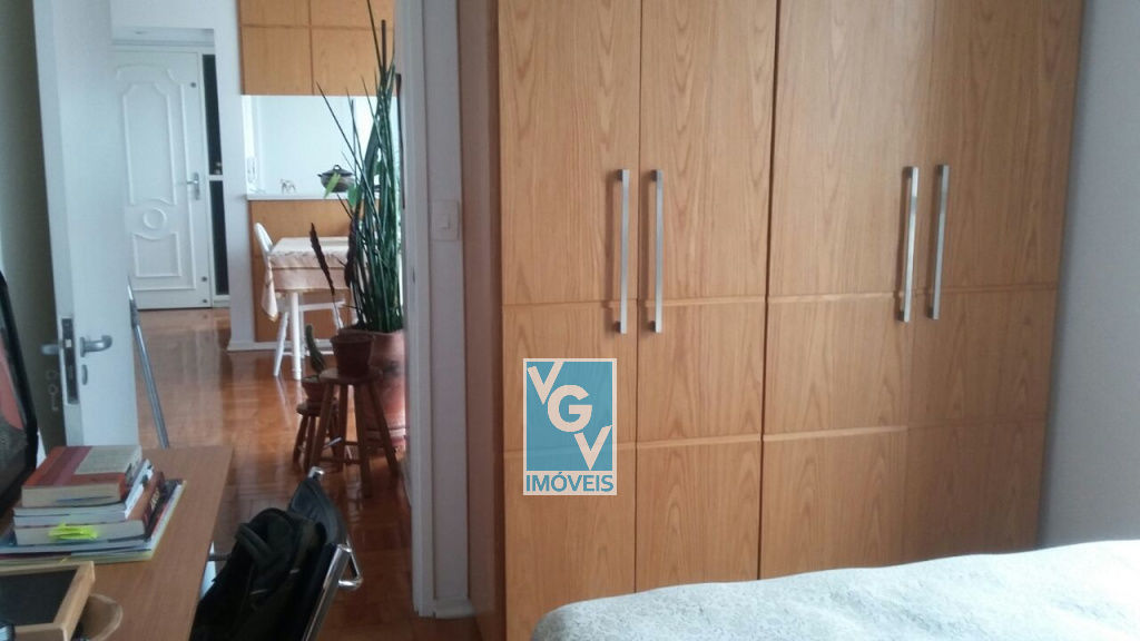 Apartamento à venda com 2 quartos, 70m² - Foto 5