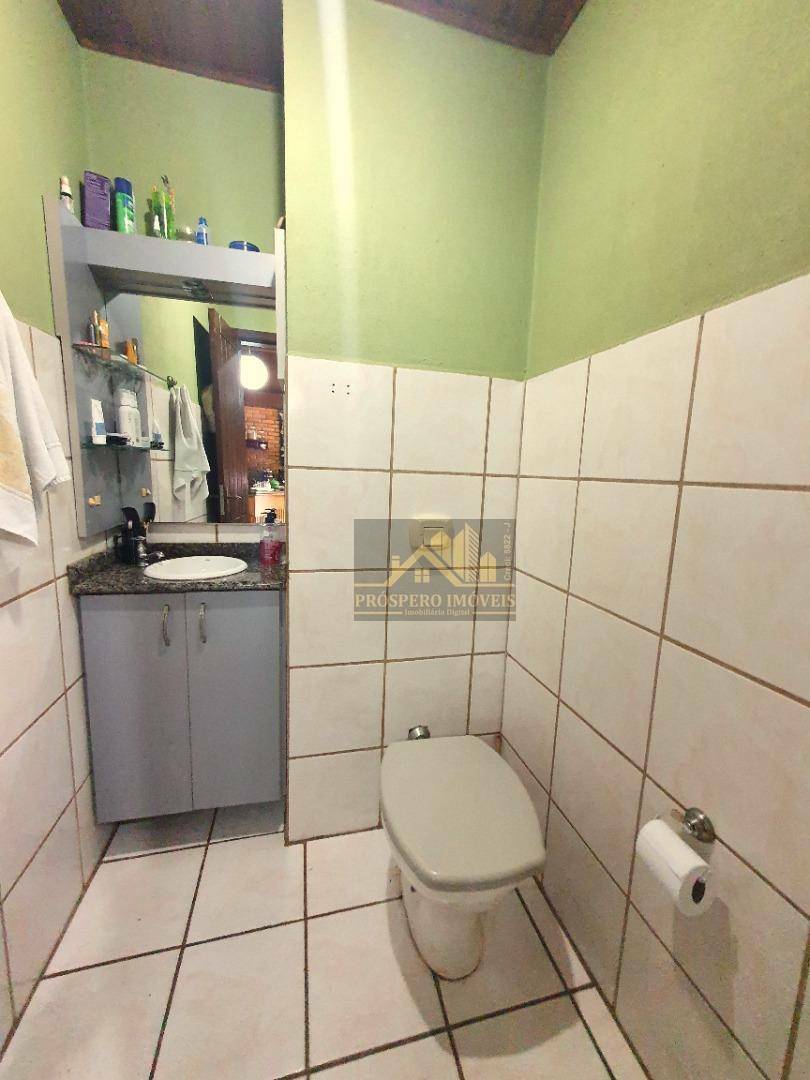 Casa à venda com 2 quartos, 200m² - Foto 8