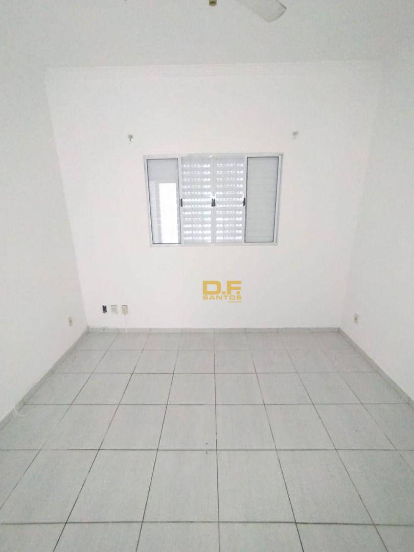 Casa à venda com 2 quartos, 90m² - Foto 8