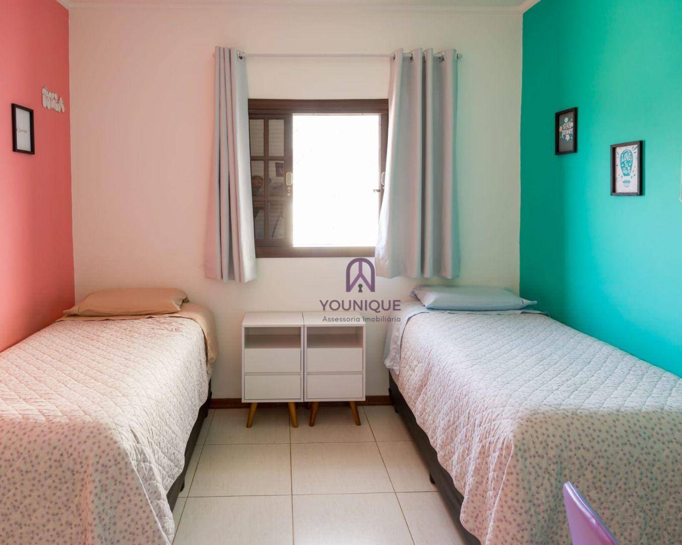 Casa à venda com 3 quartos, 219m² - Foto 13