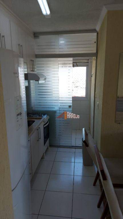 Apartamento à venda com 2 quartos, 48m² - Foto 4