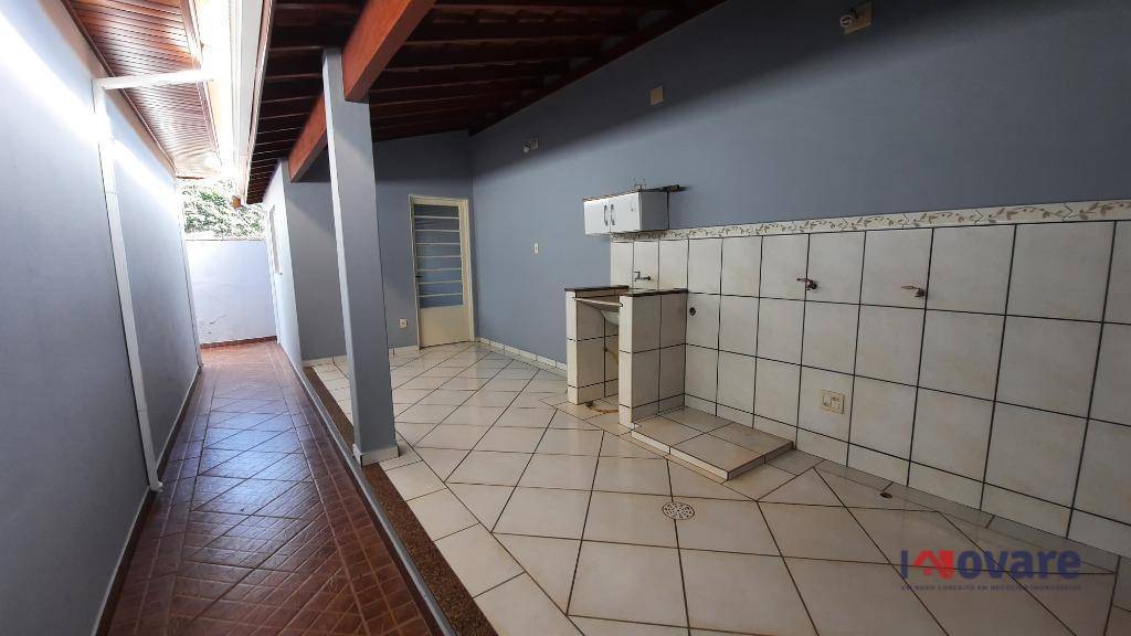 Casa à venda com 3 quartos, 173m² - Foto 11