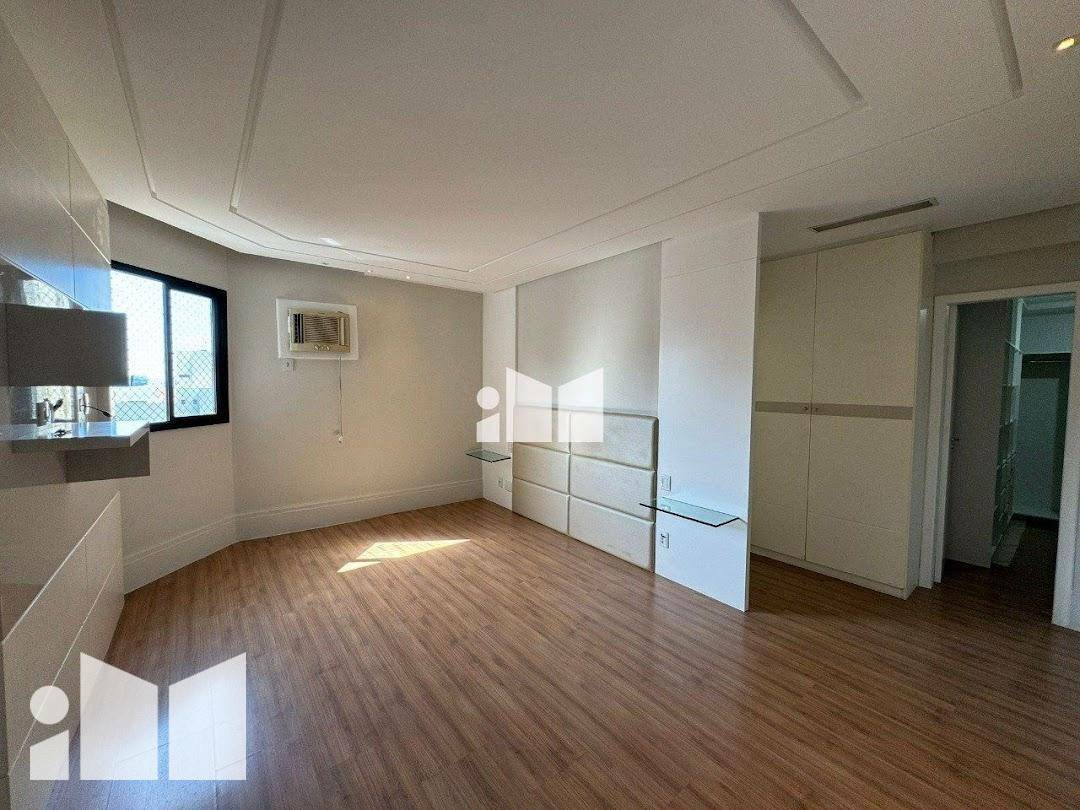 Cobertura à venda com 3 quartos, 250m² - Foto 15