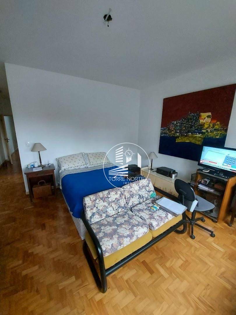 Sobrado à venda com 3 quartos, 224m² - Foto 18