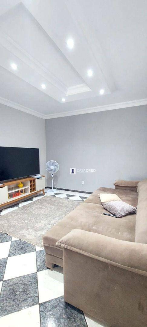 Casa à venda com 4 quartos, 212m² - Foto 4