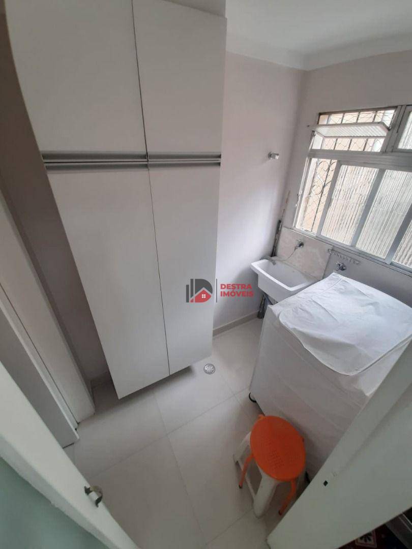 Apartamento à venda com 2 quartos, 60m² - Foto 14