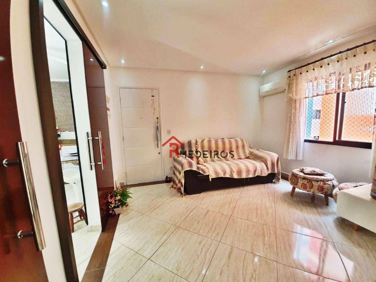 Apartamento à venda com 2 quartos, 53m² - Foto 4