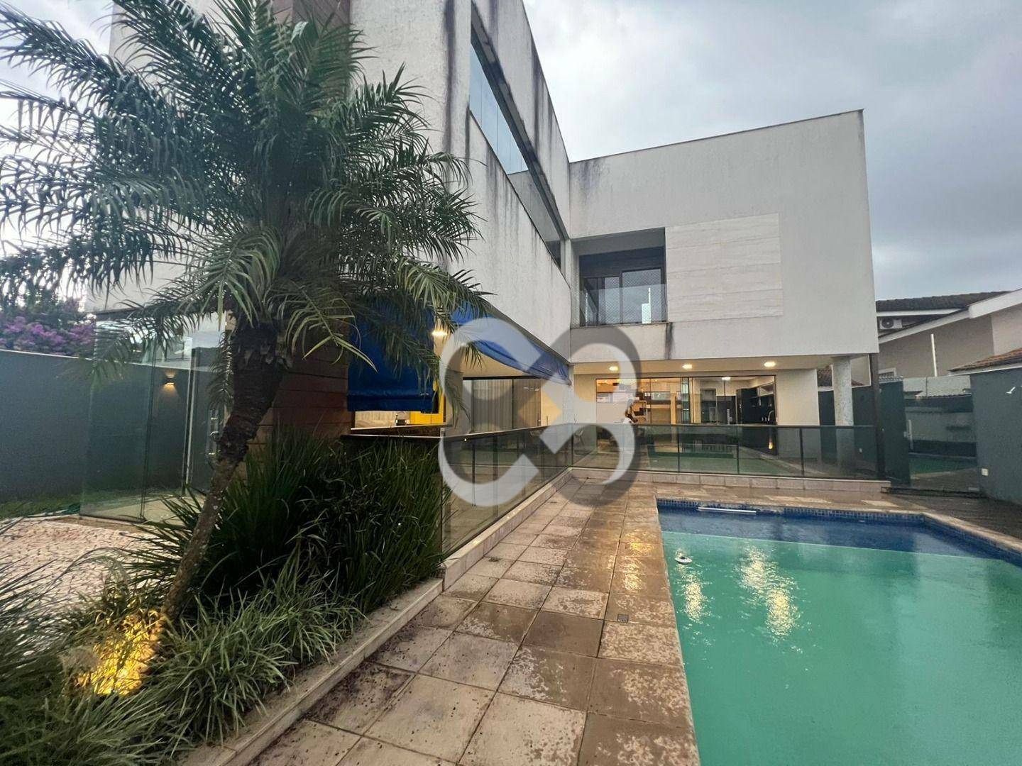 Casa à venda com 4 quartos, 450m² - Foto 7