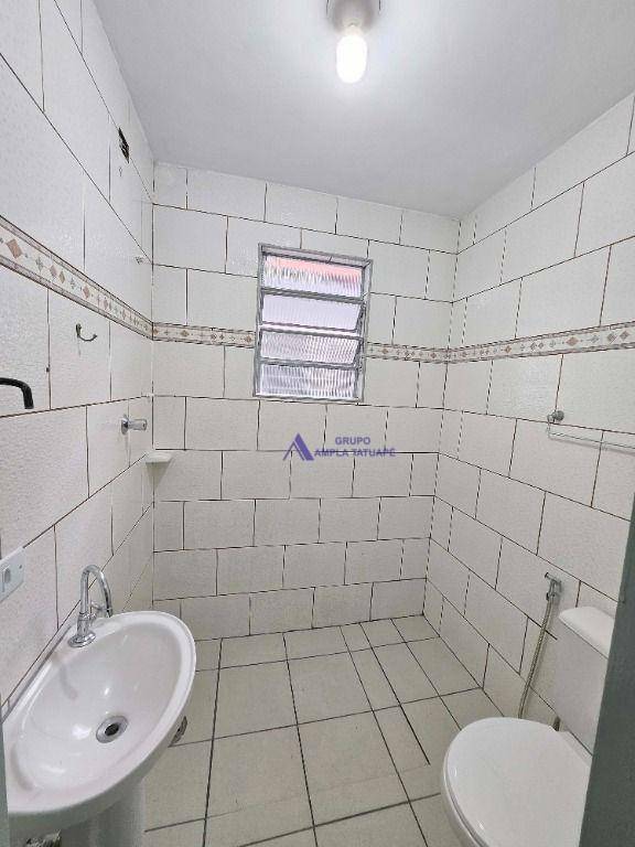 Casa para alugar com 3 quartos, 130m² - Foto 6