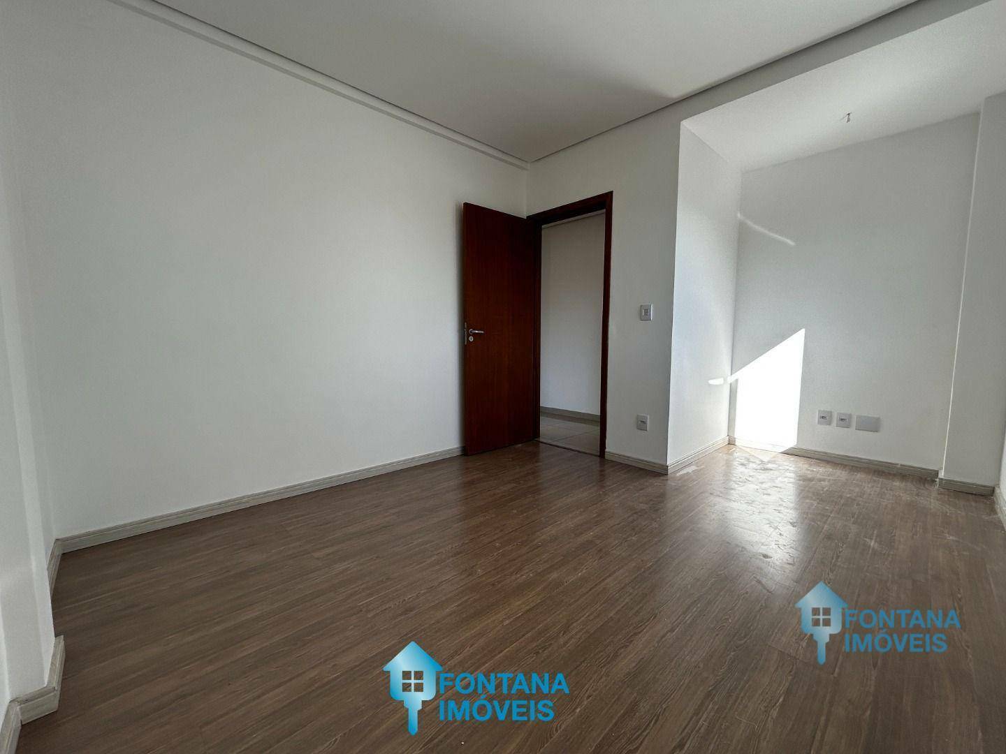 Apartamento à venda com 3 quartos, 94m² - Foto 8