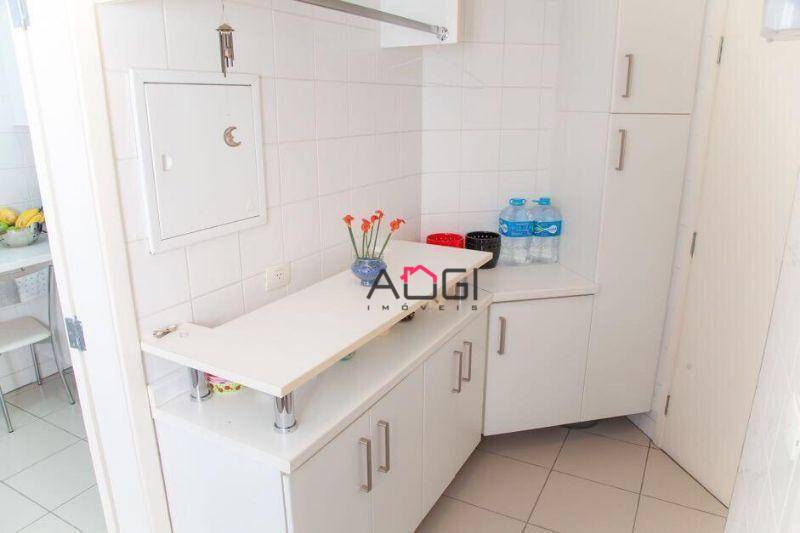 Apartamento à venda com 3 quartos, 105m² - Foto 16