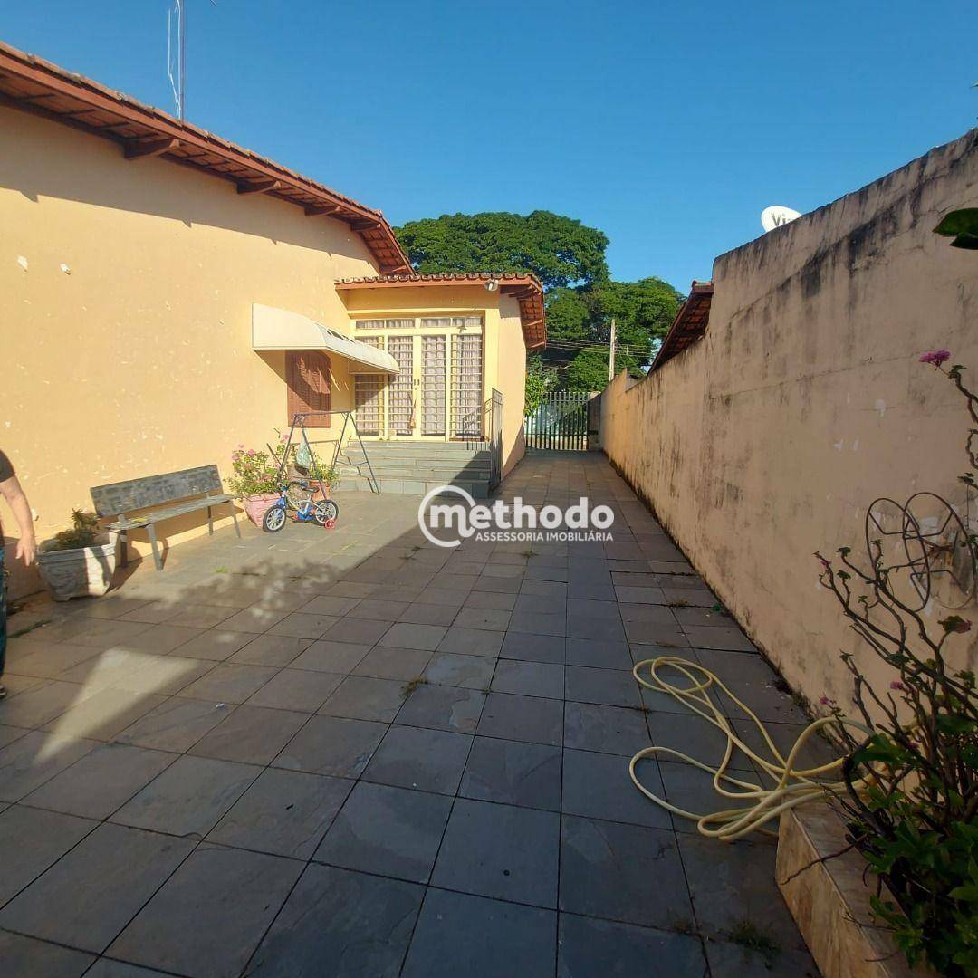 Casa à venda com 3 quartos, 200m² - Foto 26