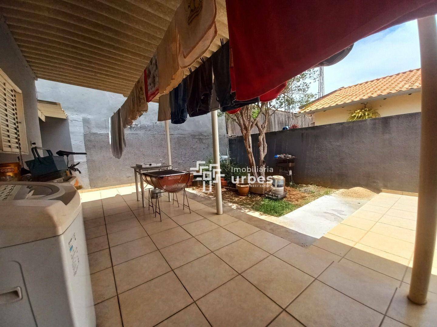 Casa à venda com 3 quartos, 80m² - Foto 16