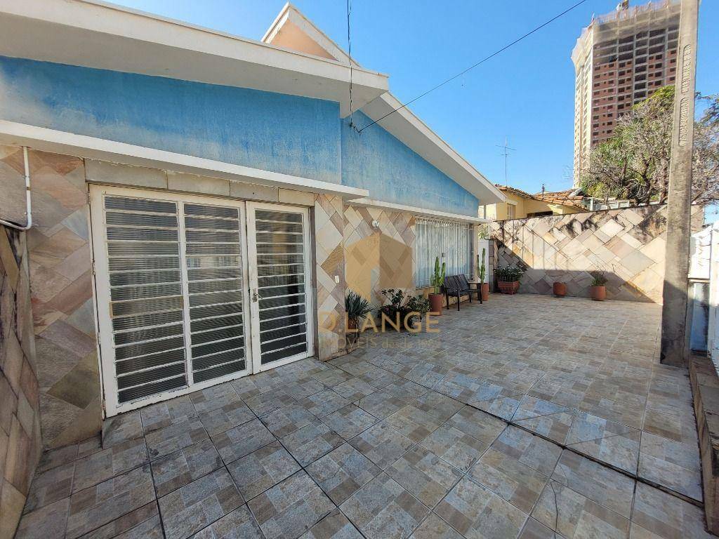 Casa, 4 quartos, 174 m² - Foto 1