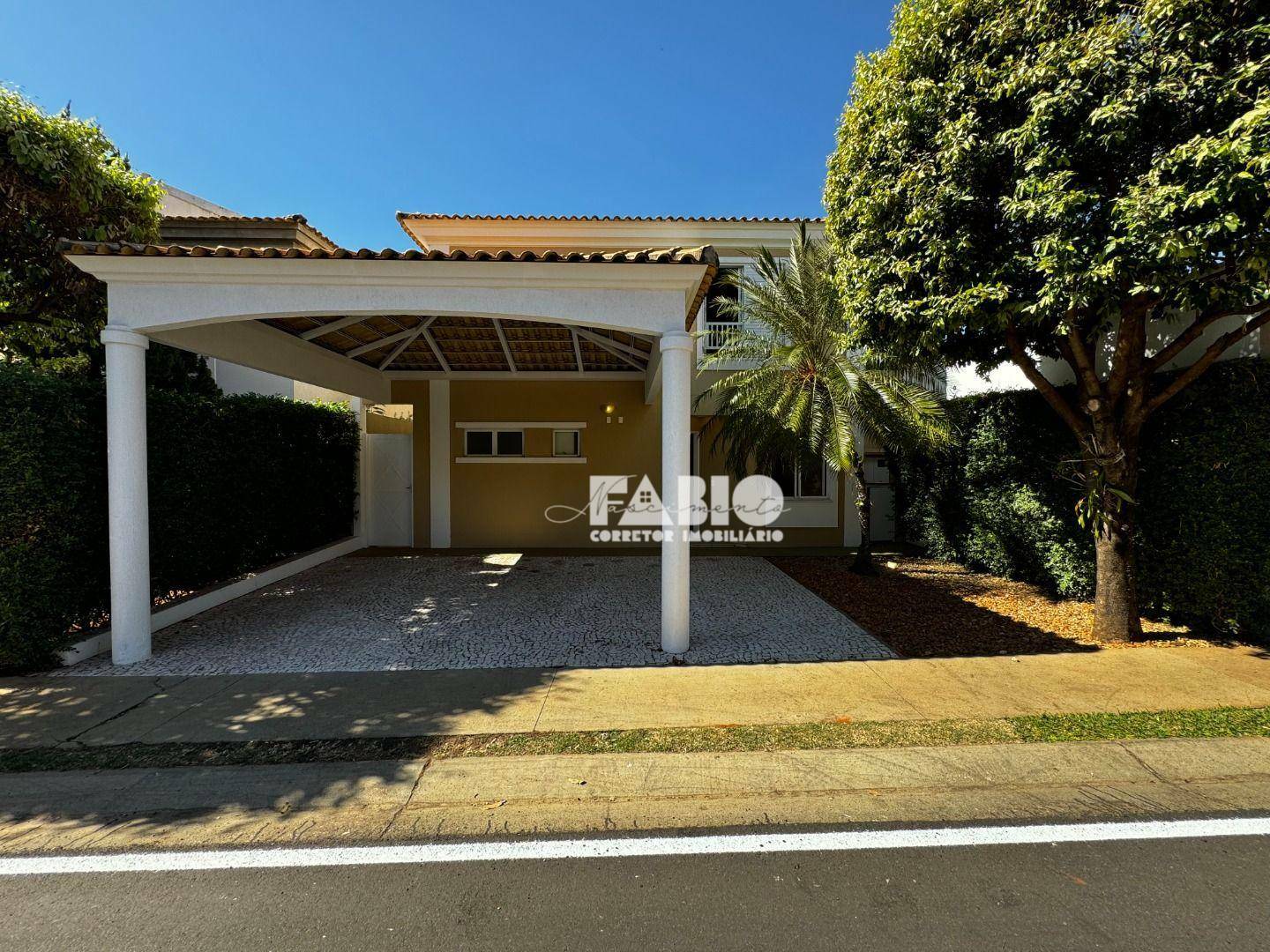 Casa de Condomínio à venda com 4 quartos, 250m² - Foto 1