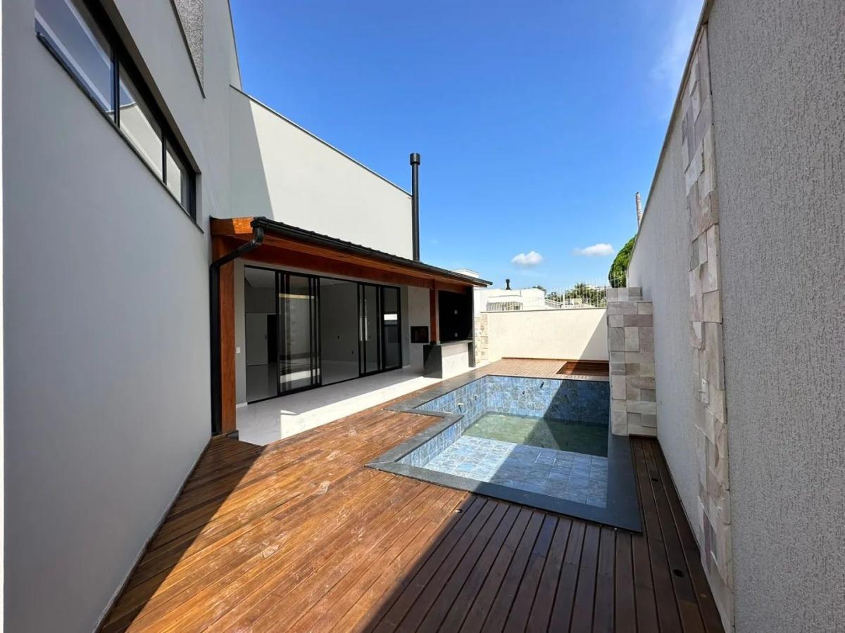 Casa à venda com 3 quartos, 312m² - Foto 7