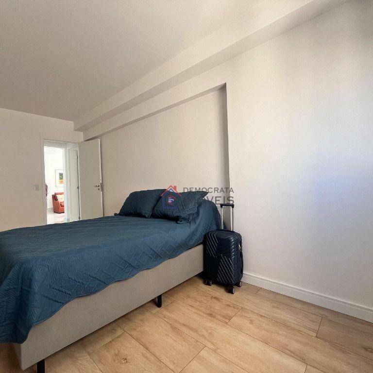 Apartamento à venda com 3 quartos, 180m² - Foto 16