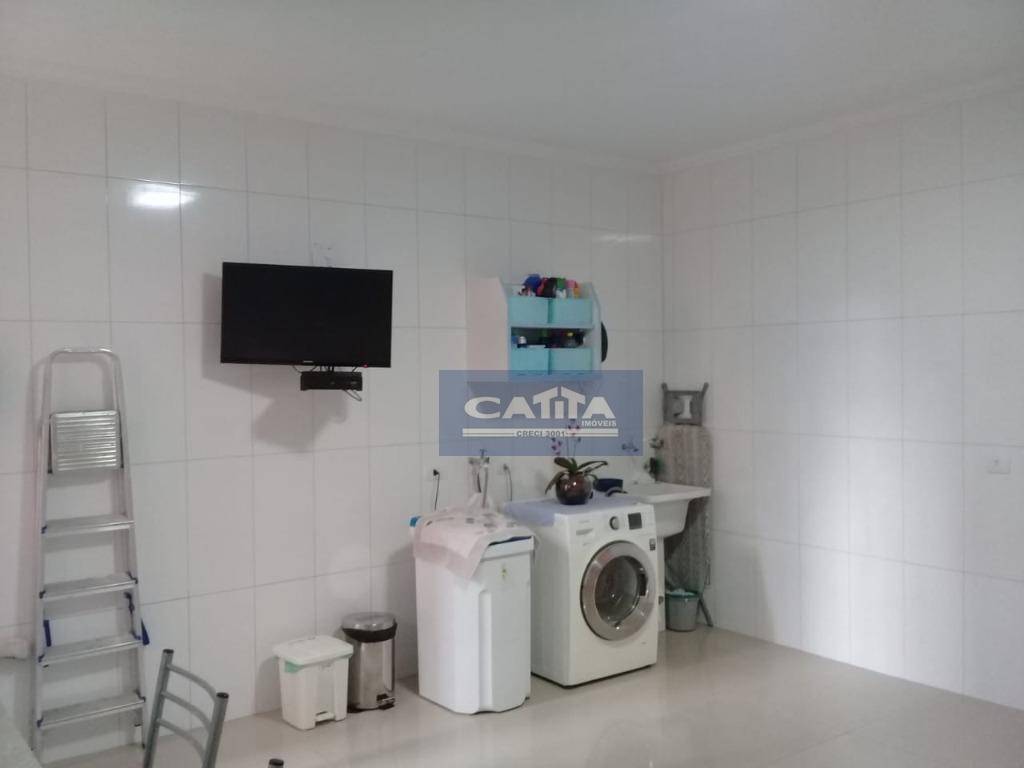 Sobrado à venda com 3 quartos, 230m² - Foto 13