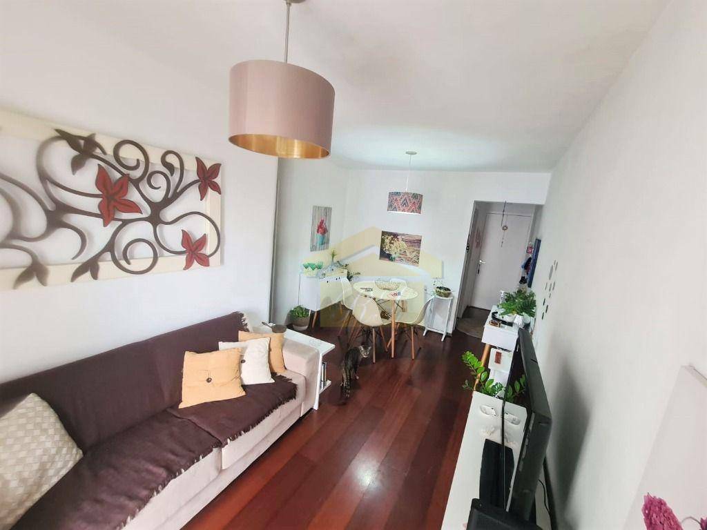 Apartamento à venda com 2 quartos, 64m² - Foto 2