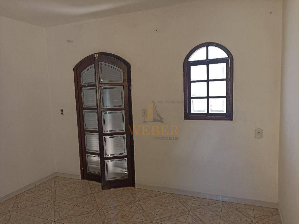 Casa, 3 quartos, 320 m² - Foto 2