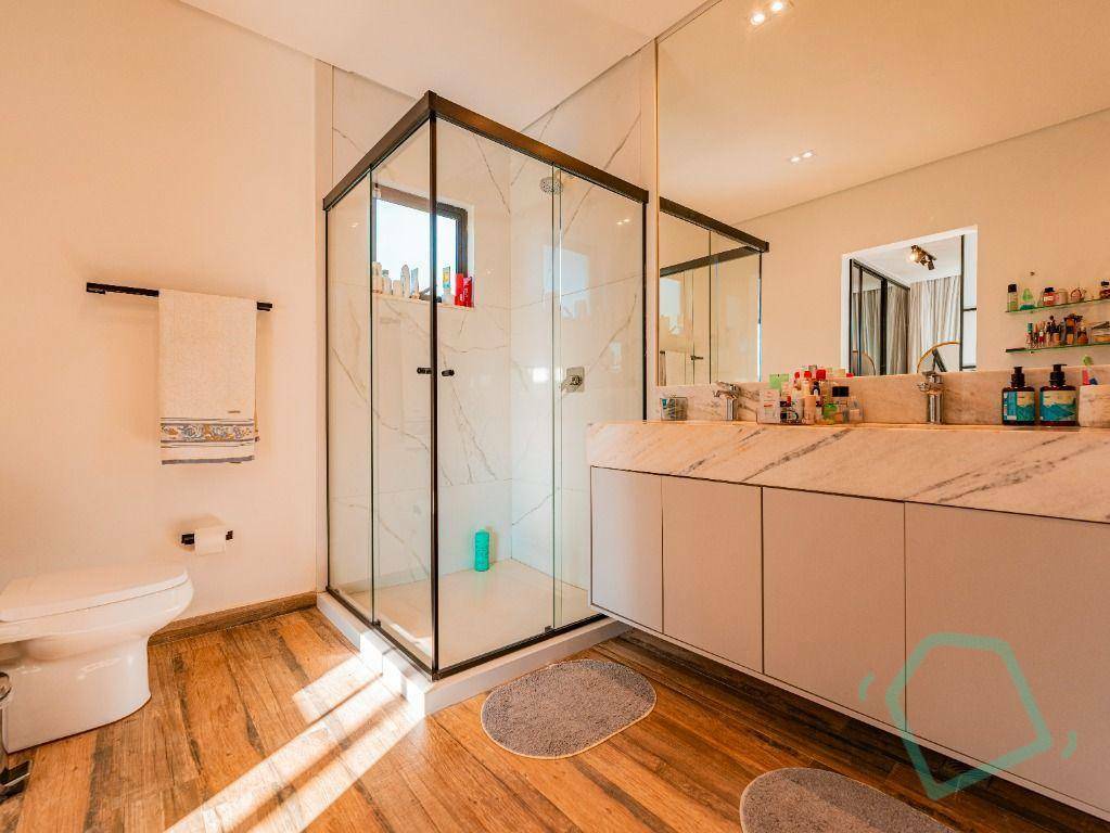 Casa de Condomínio à venda e aluguel com 3 quartos, 380m² - Foto 23