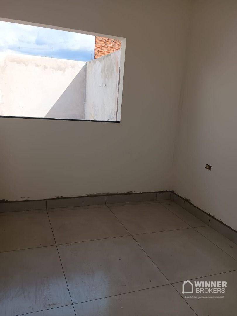 Casa à venda com 3 quartos, 69m² - Foto 3