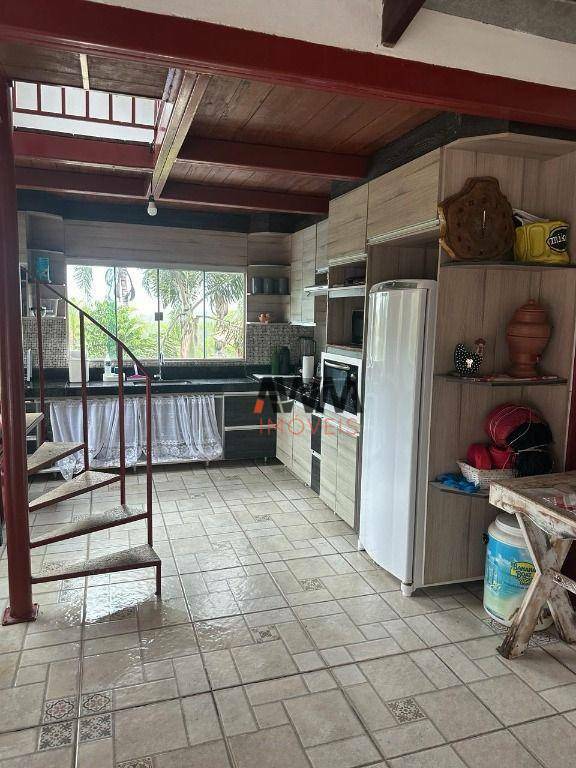 Chácara à venda com 5 quartos, 200m² - Foto 40