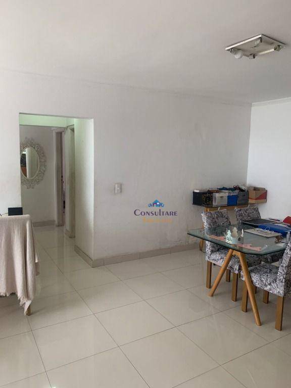 Apartamento à venda com 3 quartos, 190m² - Foto 7