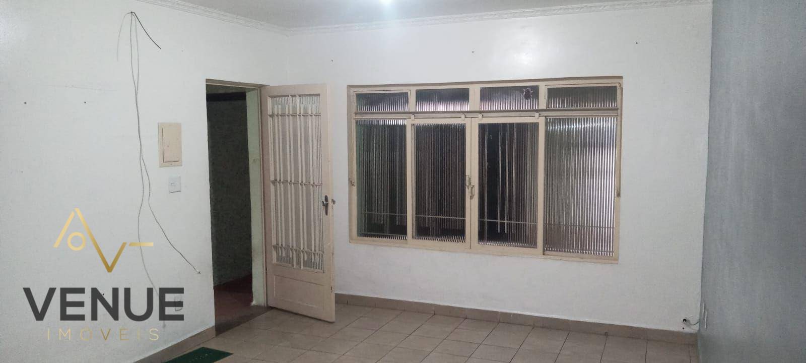 Sobrado à venda com 4 quartos, 90m² - Foto 4