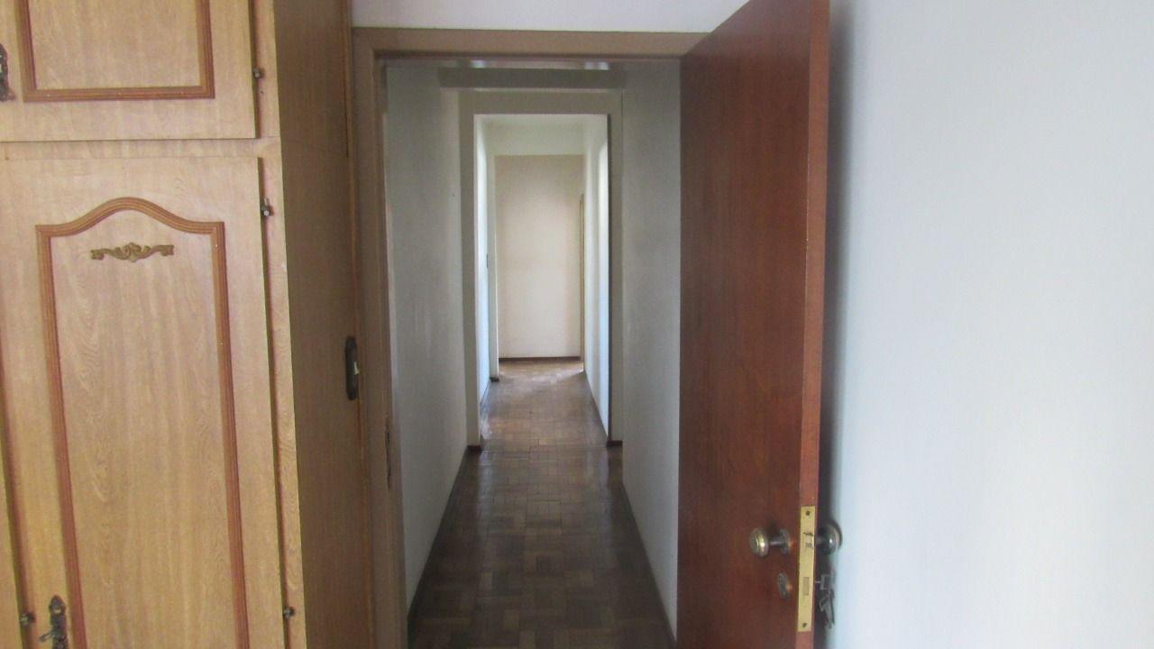 Apartamento à venda com 3 quartos, 220m² - Foto 12