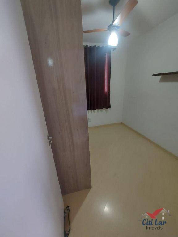 Apartamento à venda com 3 quartos, 50m² - Foto 14