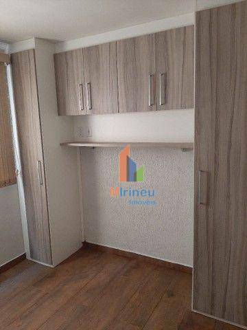 Apartamento à venda com 2 quartos, 45m² - Foto 9